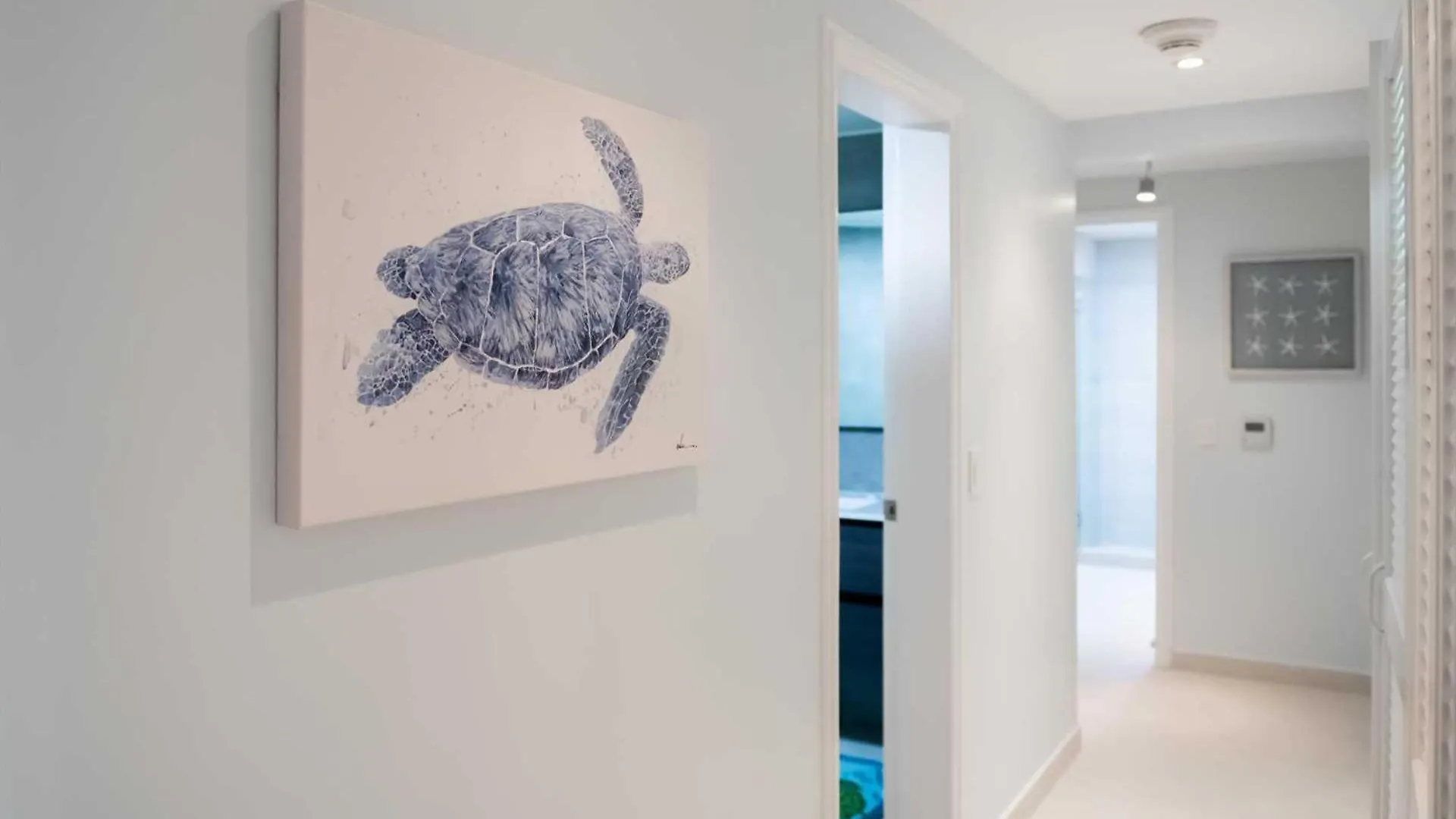 Beachfront - Garden Delight 2Br Condo - E125-2 パームビーチ