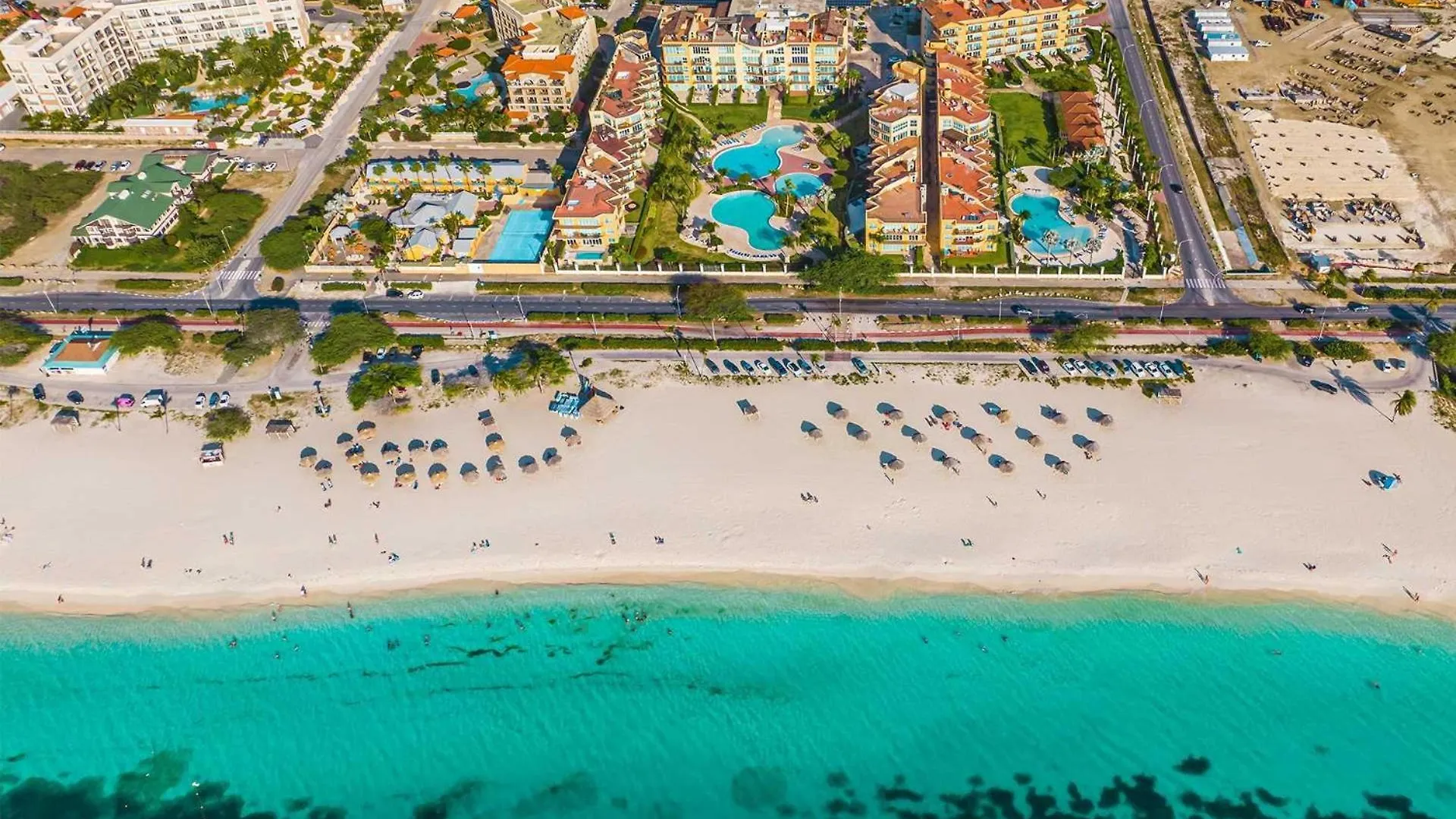 Beachfront - Garden Delight 2Br Condo - E125-2 棕榈滩 0*,